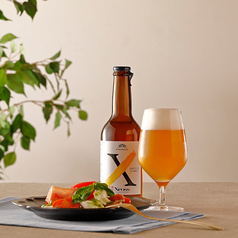 クラフトビール（発泡酒）「菊正宗 Xross 兵庫ゆずエール 330mL